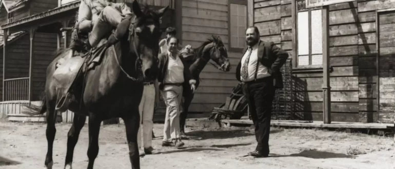 Rocca delle Macìe célèbre les westerns "Trinity" avec une édition spéciale de magnums